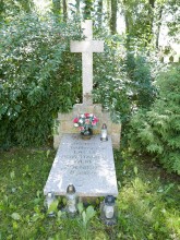 zdjęcie grobu Powstańca Wielkopolskiego Andrzeja Paryska w Golinie