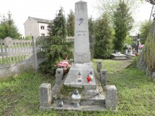zdjęcie grobu Powstańca Wielkopolskiego Jana Słomińskiego w Łukowie