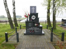 zdjęcie grobu Powstańców Wielkopolskich w Mirosławiu