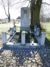 zdjęcie grobu Powstańców Wielkopolskich w Cerekwicy
