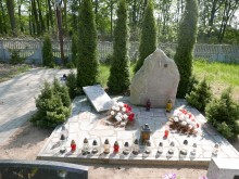 zdjęcie grobu Powstańców Wielkopolskich w Jaktorowie