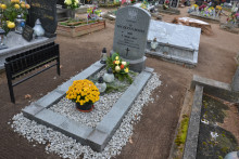 zdjęcie grobu Powstańca Wielkopolskiego Szczepana Bossego w Sierakowie