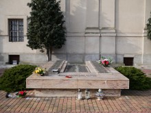 zdjęcie grobu ofiar terroru niemieckiego w Miejskiej Górce