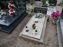 zdjęcie grobu Tadeusza Piotrowiaka - ofiary terroru niemieckiego. Wronki
