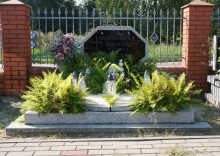 zdjęcie grobu dwóch żołnierzy 28 Pułku Piechoty z 1939 r. w Grabowie nad Prosną