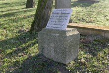 zdjęcie grobu Christoffera Andreasena na Cytadeli w Poznaniu 