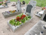 zdjęcie grobu Powstańca Wielkopolskiego Wacława Karpińskiego w Ostrowitem Prymasowskie