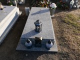 zdjęcie grobu ks. Ludwika Haase zmarłego w czasie II wojny światowej. Kicin