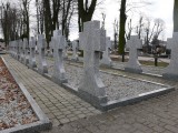 zdjęcie grobów Powstańców Wielkopolskich i poległych w wojnie 1920. Krotoszyn