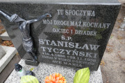 Zdjęcie grobu Stanisława Tyczyńskiego - ofiary terroru niemieckiego. Kobylin