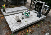 zdjęcie grobu Aleksandra Grobelnego z 1945 r. w Kobylinie