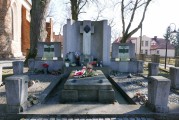 zdjęcie mogiły ofiar terroru hitlerowskiego w Otorowie