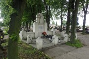 zdjęcie grobu powstańców wielkopolskich w Kwiliczu