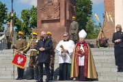 Uczestnicy uroczystości pułkowej. 