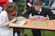 członkowie stowarzyszenia Legion grają w grę