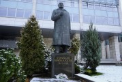 Pomnik Stanisława Mikołajczyka