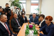 Spotkanie minister i wojewody w OSP w Czarnkowie.