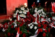 Kwiaty przy Pomniku Powstańców Wielkopolskich 