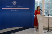 Wicewojewoda przemawia podczas uroczystości