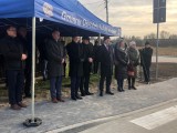 posłowie podczas otwarcia drogi 