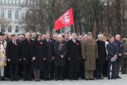 Władze państwowe i samorządowe oddają hołd powstańcom na Placu Piłsudzkiego w Warszawie. 