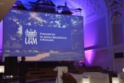 Prezentacja Uniwersytetu UAM. 