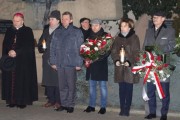 Wicewojewoda w ogrójcu klasztoru podczas uroczystości