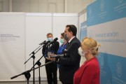 Konferencja prasowa na MTP - w punkcie szczepień Szpitala Klinicznego Przemienienia Pańskiego UM w Poznaniu