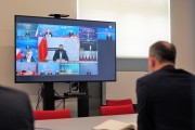 Wojewoda uczestniczy w wideokonferencji z premierem