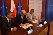 Podpisanie umowy na modernizację trasy Września-Gniezno. 