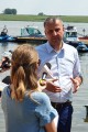 Wojewoda rozmawia z dziennikarką TVP INFO