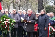 Wojewoda Zbigniew Hoffamnn przemawia podczas uroczystości.