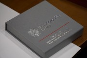 odznaczenie państwowe przed wręczeniem 