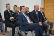 150 mln zł na rozwój Uniwersyteckiego Centrum Onkologii w Poznaniu