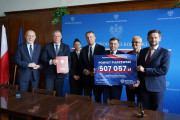 Podpisanie umów - delegatura w Lesznie