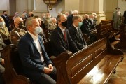 Wojewoda i władze samorządowe w kościele