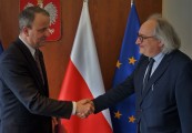 Wojewoda Michał Zieliński z prof. dr hab. n. med. Sławomirem Michalakiem