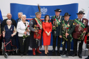 wojewoda wspólnie z odznaczonymi