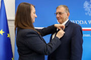 wręczenie odznaczenia