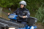 Policyjny piknik nad brzegiem Jeziora Maltańskiego