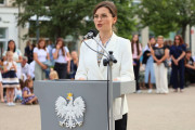 Uroczysty apel z okazji Wojewódzkich Obchodów Święta Policji w Poznaniu