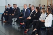 Zaproszeni goście na otwarciu hali w Kole