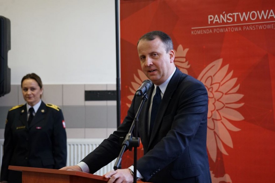 Promesy dla wielkopolskich Ochotniczych Straży Pożarnych  na zakup samochodów ratowniczo-gaśniczych 