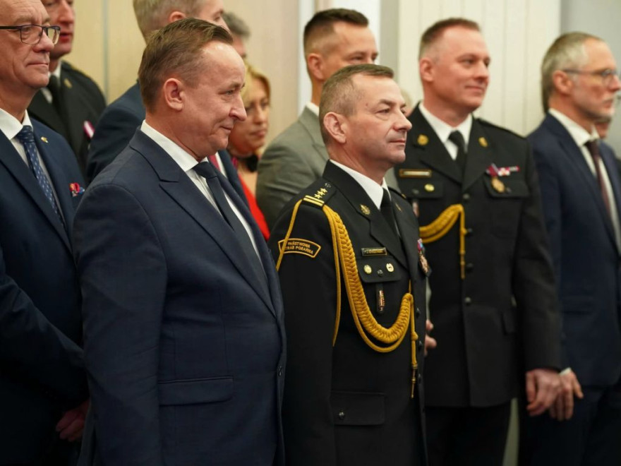 Uroczysta zbiórka Komendy Wojewódzkiej Państwowej Straży Pożarnej z okazji Narodowego Święta Niepodległości