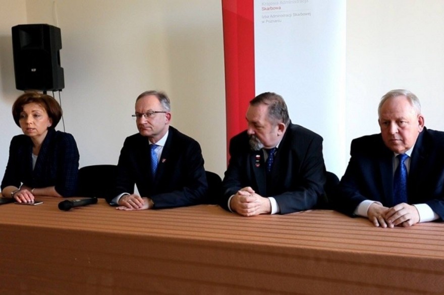 Wicewojewoda na spotkaniu z wiceministrem finansów w Odolanowie. 